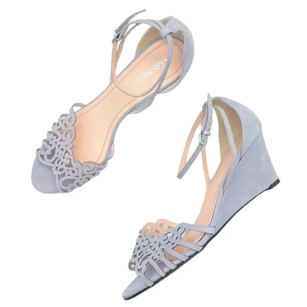 Klub Nico Kingston Laser Cut Ankle Wrap Wedge Heel Light Gray Lavender Size 8